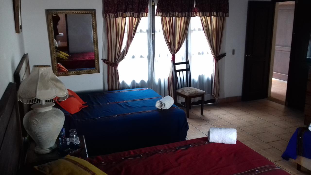 Hostal Casa Del Artista & Galeria Антигуа-Гватемала Экстерьер фото